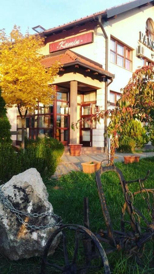 Pansion Kamin Bed & Breakfast Lukavica Ngoại thất bức ảnh