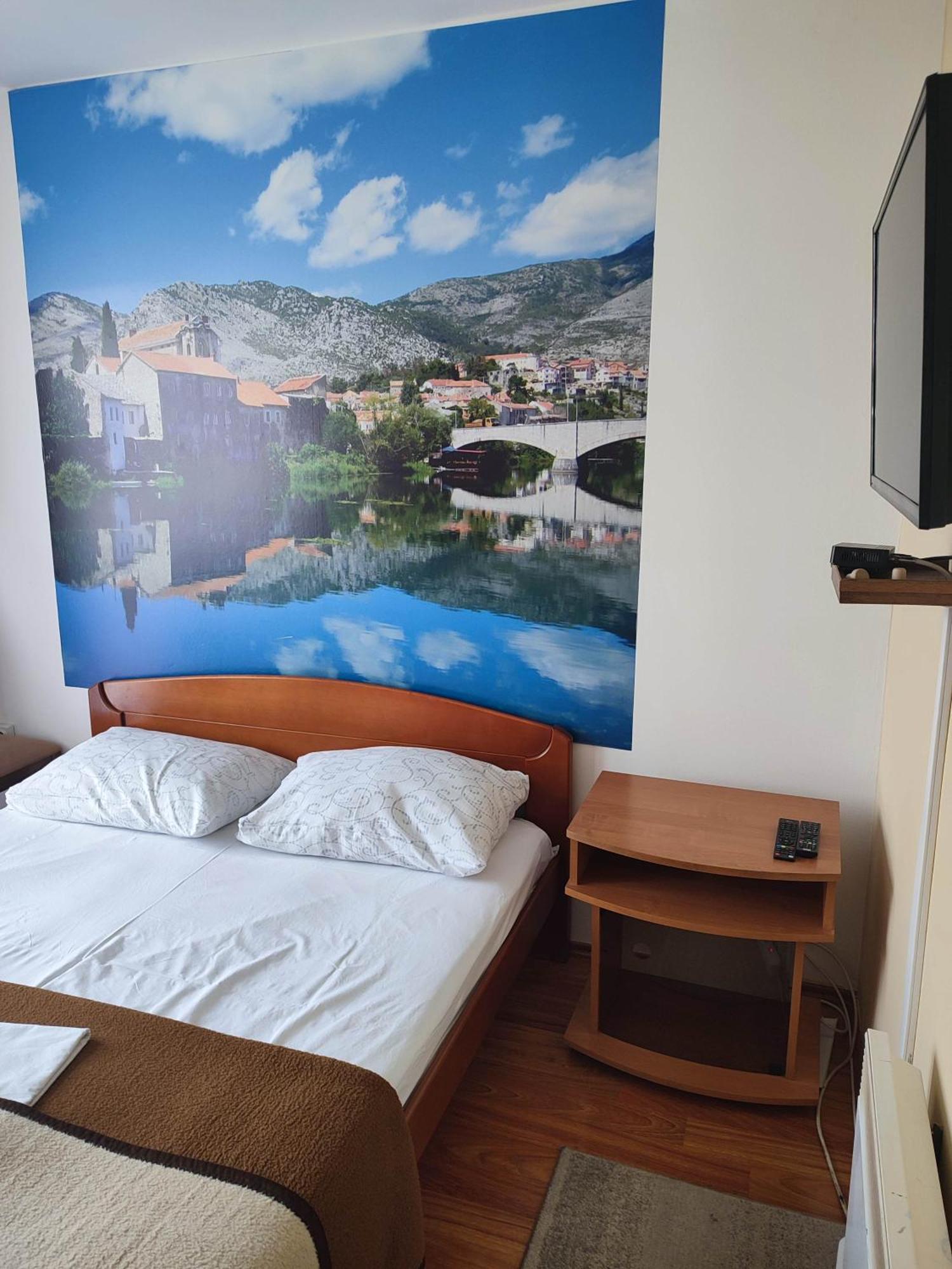 Pansion Kamin Bed & Breakfast Lukavica Ngoại thất bức ảnh