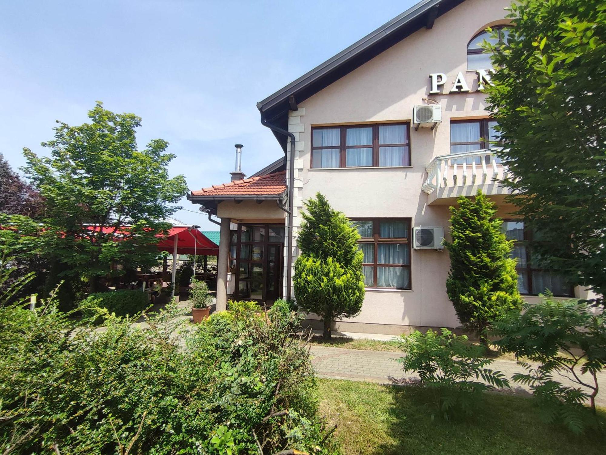 Pansion Kamin Bed & Breakfast Lukavica Ngoại thất bức ảnh
