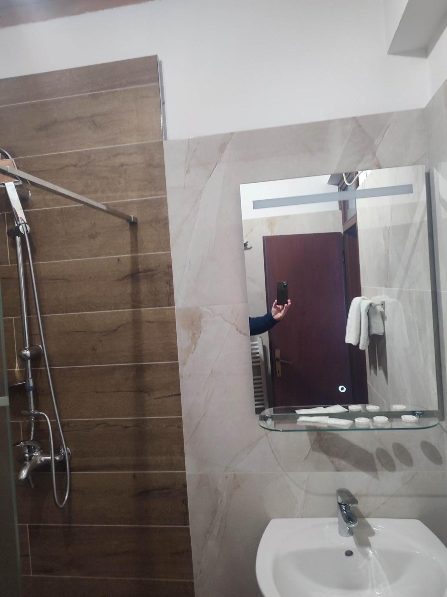 Pansion Kamin Bed & Breakfast Lukavica Ngoại thất bức ảnh